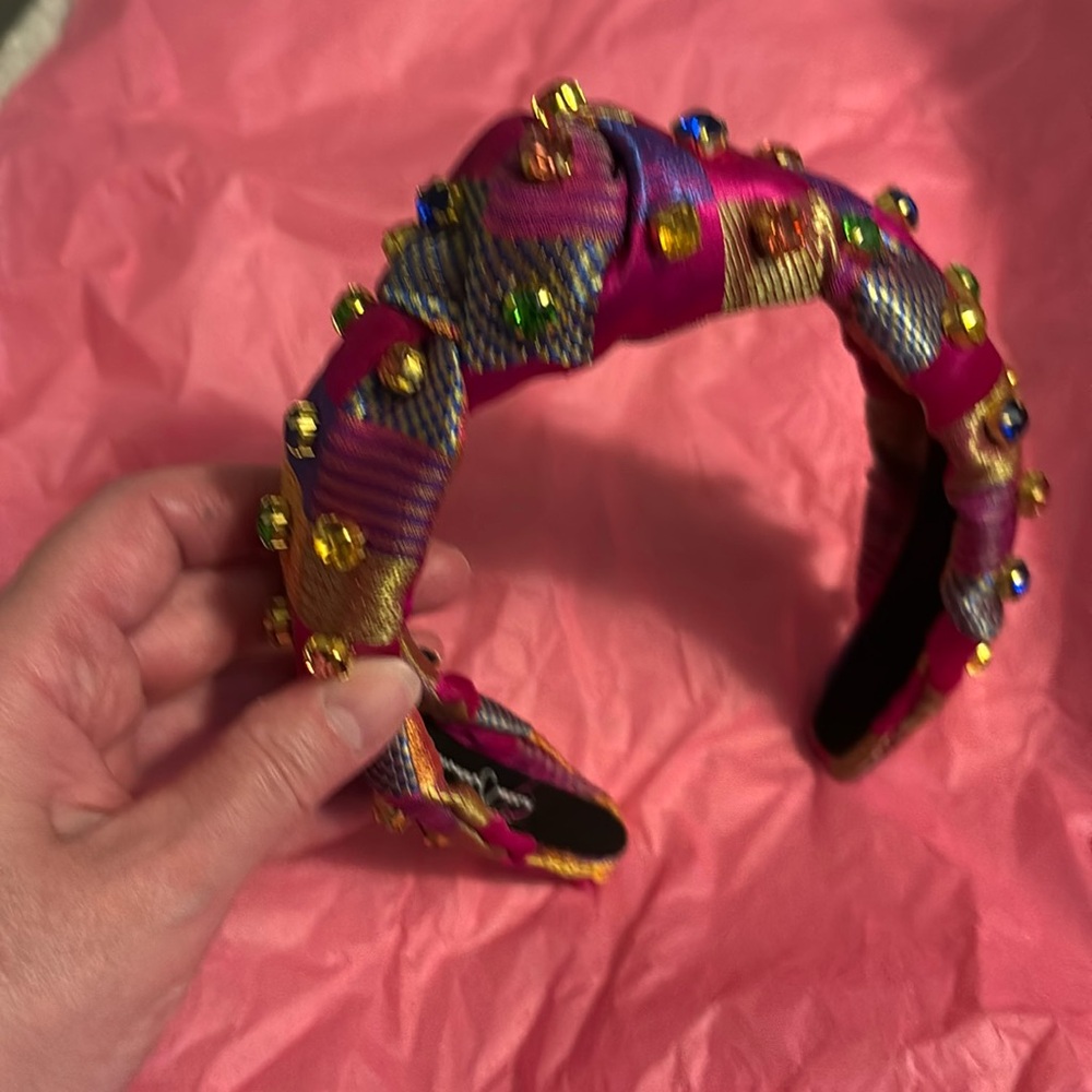 New Brianna Cannon headband